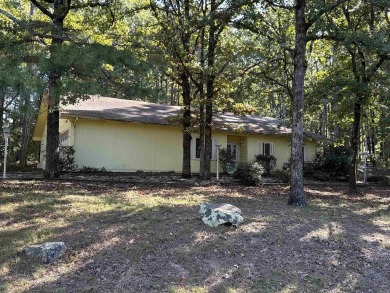 ATTENTION INVESTORS AND FIXER-UPPERS looking for a well-built