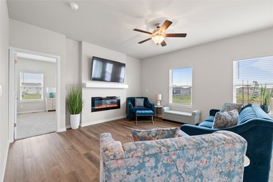 Welcome to this beautiful, like-new ranch home with a peaceful - photo 5