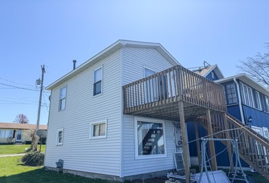 Charming Two-Bedroom, One-Bathroom Lakefront home on beautiful - photo 1