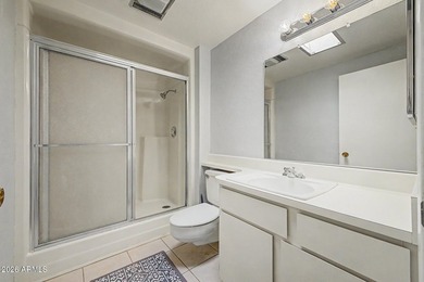 Move-in ready twin home in Sun City! 2 beds, 2 baths, 1-car - photo 15