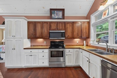 Experience mountain luxury at its finest in this exceptional - photo 15