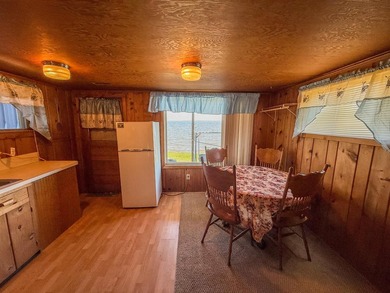 Charming Two-Bedroom, One-Bathroom Lakefront home on beautiful - photo 6