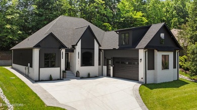 ** BUYER INCENTIVE: CLOSE ON OR BEFORE AUGUST 31, 2026 AND - photo 1