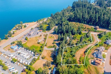 Foster Lake view 1.70-acre lot in a prime Sweet Home location! - photo 1