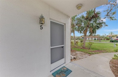 Lake Condo For Sale in Englewood, Florida