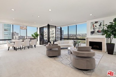 Perched high above Los Angeles, with sweeping panoramic vistas - photo 3