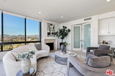 Perched high above Los Angeles, with sweeping panoramic vistas - photo 7