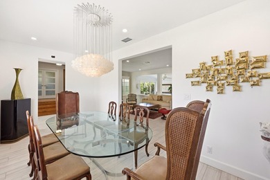 Beautifully updated, move-in-ready coastal retreat just minutes - photo 9