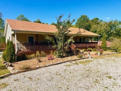 (private lake, pond, creek) Home For Sale in Cookeville Tennessee