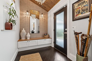 Completely renovated and move-in ready, this exceptional DiVosta - photo 13