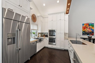 Completely renovated and move-in ready, this exceptional DiVosta - photo 16