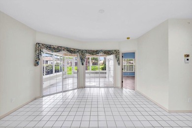 Great opportunity to own a one-story, true 3-bedroom villa in - photo 10