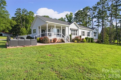 (private lake, pond, coastal) Home For Sale in Albemarle North Carolina