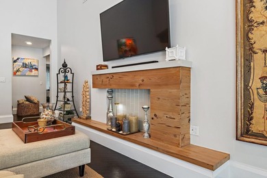 Completely renovated and move-in ready, this exceptional DiVosta - photo 22