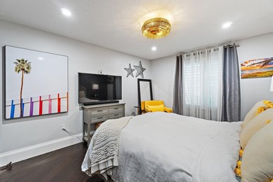 Completely renovated and move-in ready, this exceptional DiVosta - photo 46