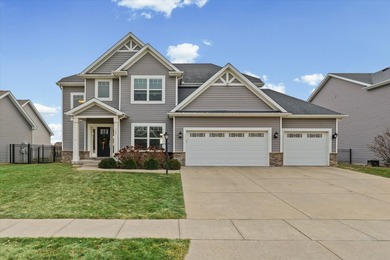 (private lake, pond, creek) Home For Sale in Savoy Illinois