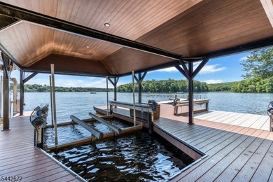 Panoramic lake views, unmatched privacy, and a premier - photo 3