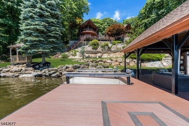 Panoramic lake views, unmatched privacy, and a premier - photo 4