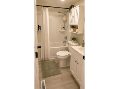 Lake Greenwood living! Situated on 1.56 acres, NO HOA OR - photo 8