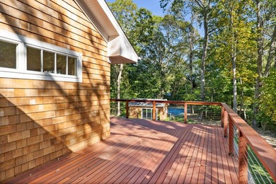 Tucked away on a quiet lane just moments from East Hampton - photo 30