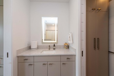 Experience one of the premier luxury horse properties in the - photo 32