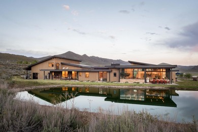 Experience one of the premier luxury horse properties in the - photo 40