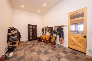 Experience one of the premier luxury horse properties in the - photo 45