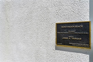 Prime mixed-use property for sale in Long Beach! This versatile - photo 7