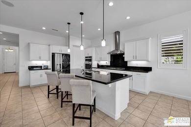 Luxury Desert Retreat with OWNED SOLAR, Private Pool & Spa, and - photo 17