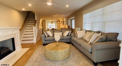 Introducing a rare bayfront offering of exceptional pedigree - photo 11