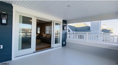 Introducing a rare bayfront offering of exceptional pedigree - photo 12