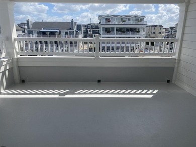 Introducing a rare bayfront offering of exceptional pedigree - photo 15
