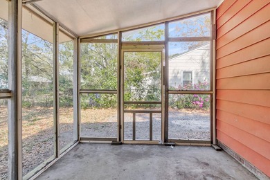Investors take note! 5533 Read Street offers incredible value - photo 22