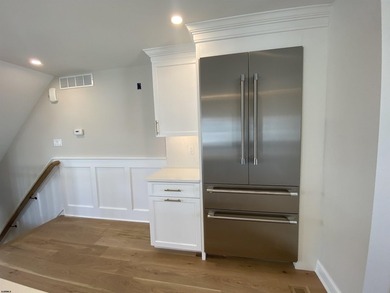 Introducing a rare bayfront offering of exceptional pedigree - photo 22