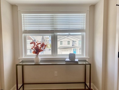 Introducing a rare bayfront offering of exceptional pedigree - photo 25