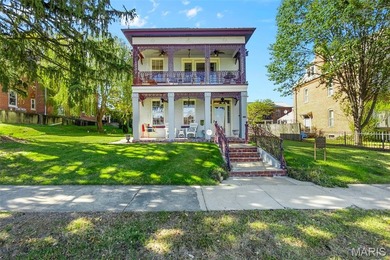 (private lake, pond, creek) Home For Sale in Cape Girardeau Missouri