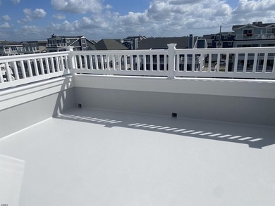 Introducing a rare bayfront offering of exceptional pedigree - photo 36