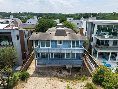 Classic circa 1968 oceanfront residence sited on a prime 50' x - photo 3
