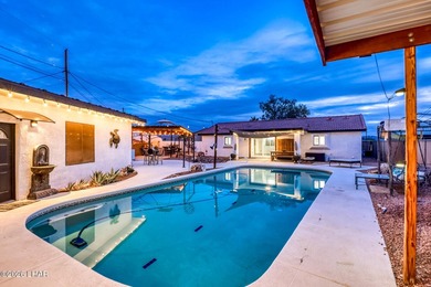 FULLY DETACHED CASITA! This beautifully-maintained home is - photo 2
