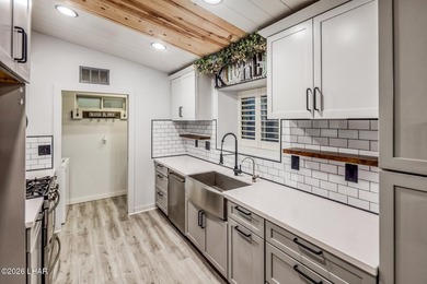 FULLY DETACHED CASITA! This beautifully-maintained home is - photo 10