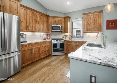 Experience the gold standard of living in Aidan's Meadow with - photo 21