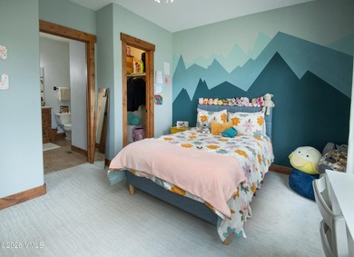Experience the gold standard of living in Aidan's Meadow with - photo 32