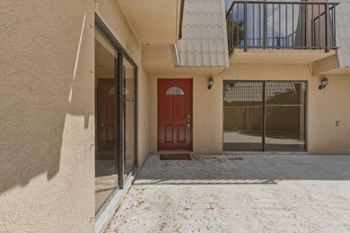 Welcome to this charming 2-bedroom, 2.5-bathroom updated - photo 3
