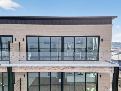One of a Kind Luxury Unit - Muskegon Lake Waterfront Living | - photo 56