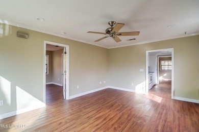 BACK ON MARKET AT NO FAULT OF THE SELLER! Previous contract fell - photo 10