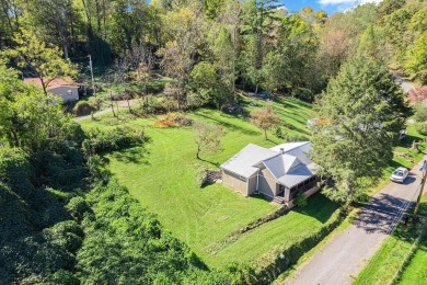 (private lake, pond, creek) Home For Sale in Lancing Tennessee