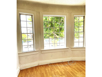 Absolutely great value for 2 houses on one lot. Front home is a - photo 7
