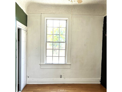Absolutely great value for 2 houses on one lot. Front home is a - photo 8