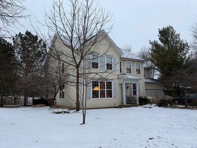 (private lake, pond, creek) Home For Sale in Waukegan Illinois