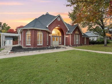 Lake Home For Sale in Arlington, Texas